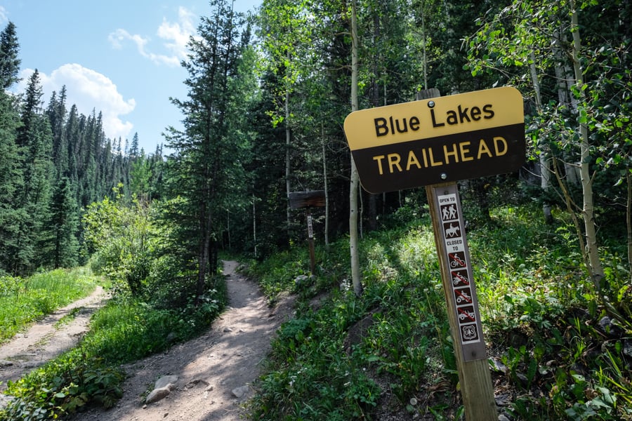 Information signs Blue Lake Trailhead